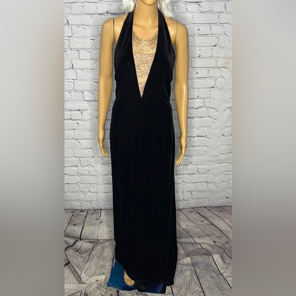 Night Way black stretch velvet gown. Some beading on bodice is missing. Sz 12